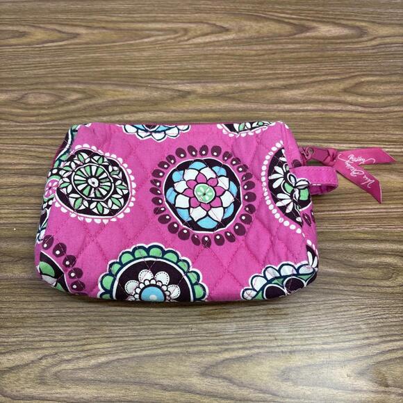 Vera Bradley Womens Cupcake Pink Zip Top Wristlet Wallet Retired Pattern Pouch - Picture 2 of 10